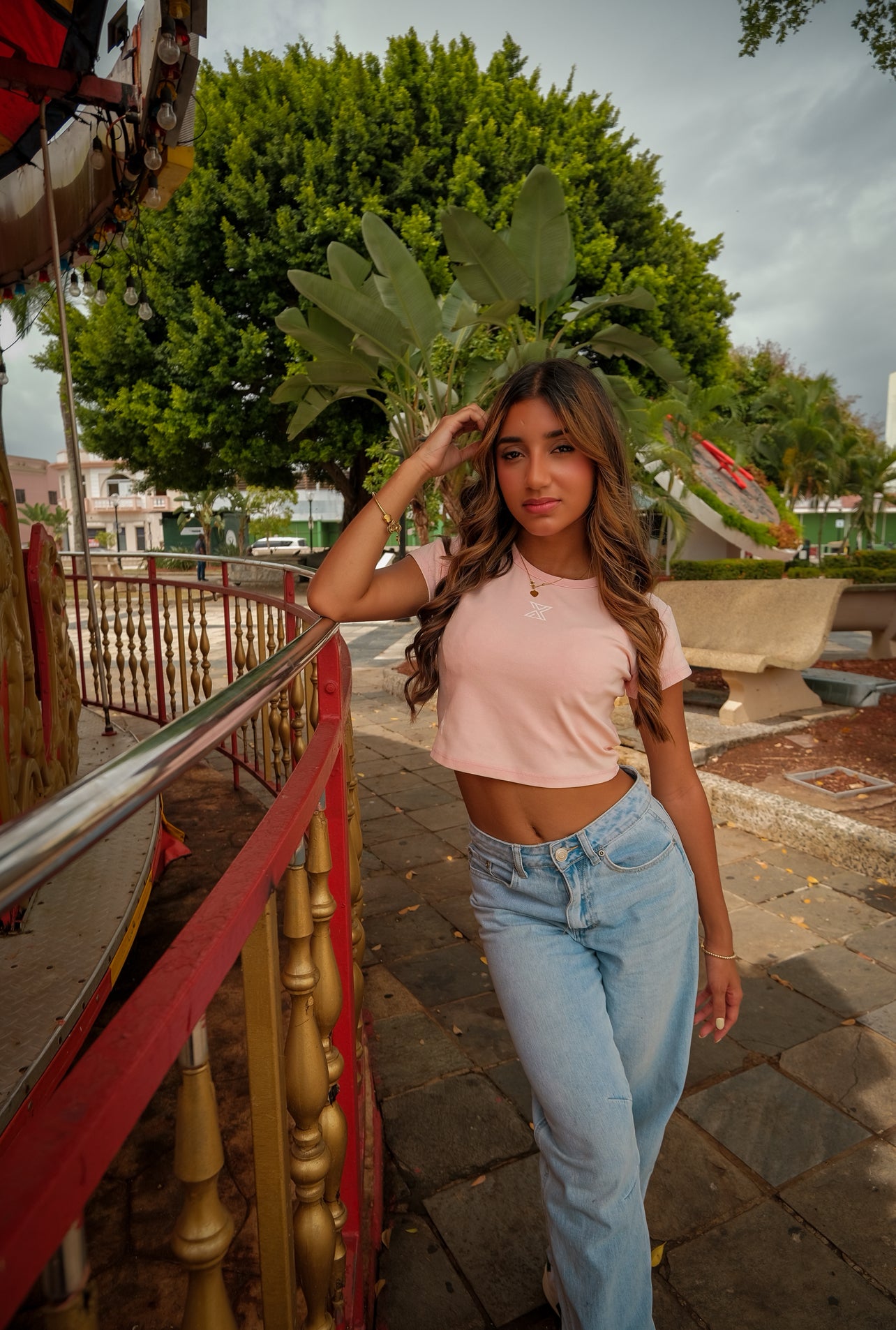 Women's Abstract Crop Top - X0TIKZ