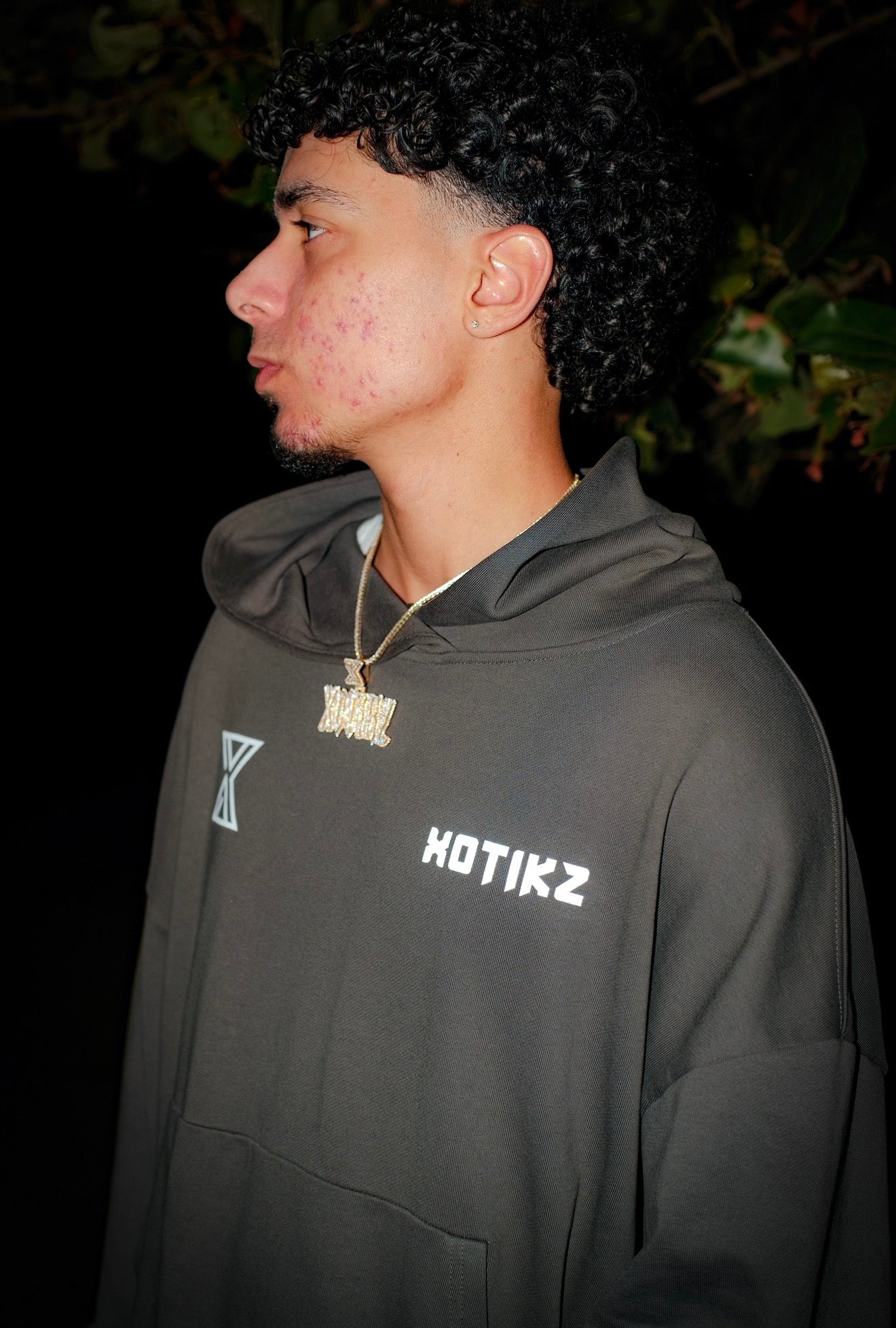 Boxy Oversized Hoodie - X0TIKZ